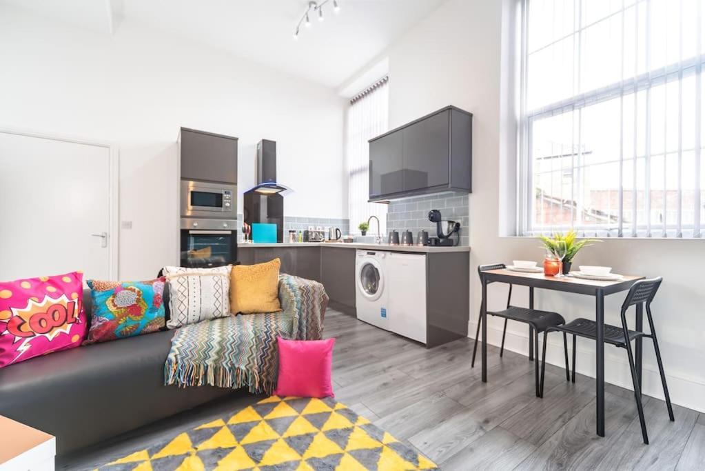 Jesouth 1 Bedrm Exquisite Suite Dazzling Chic City Centre Kingston upon Hull Dış mekan fotoğraf