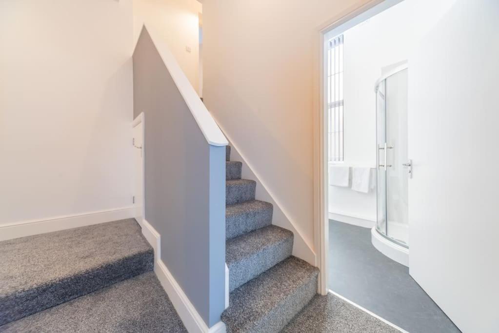 Jesouth 1 Bedrm Exquisite Suite Dazzling Chic City Centre Kingston upon Hull Dış mekan fotoğraf