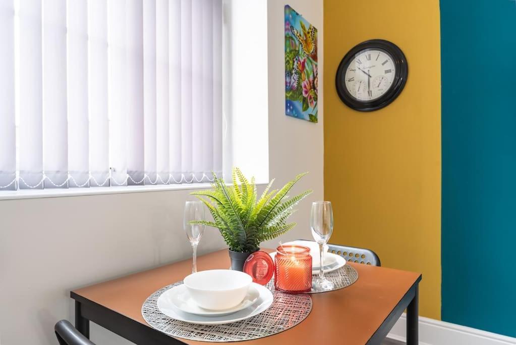 Jesouth 1 Bedrm Exquisite Suite Dazzling Chic City Centre Kingston upon Hull Dış mekan fotoğraf